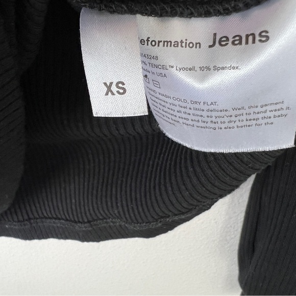 Reformation Black Ribbed Square Neck Top - Picture 5 of 6